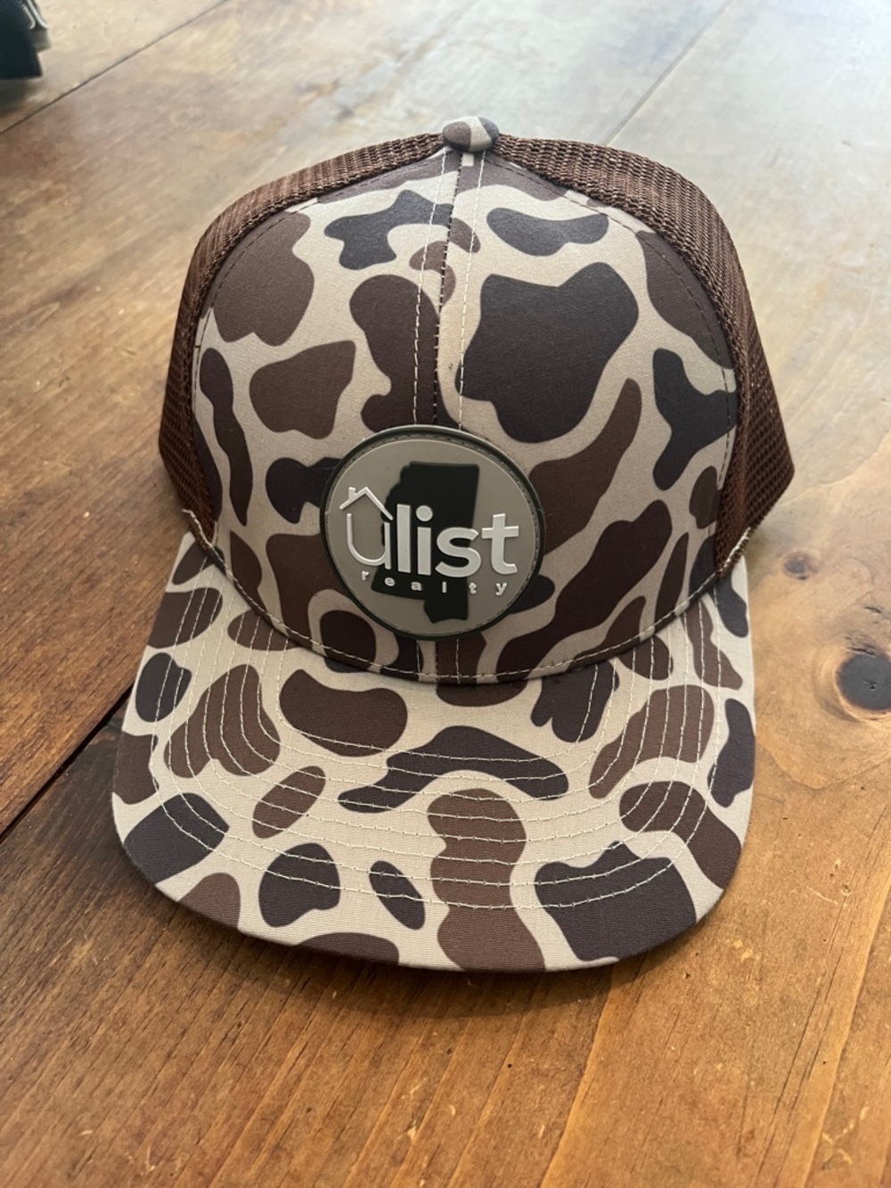 Brown Camo Trucker Hat - Men's Mesh Snapback
